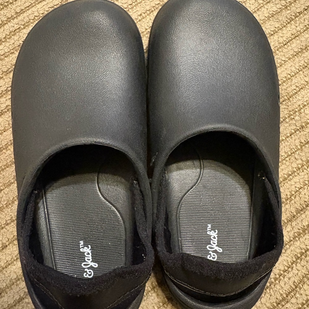 *SOLD Kids Black Slippers